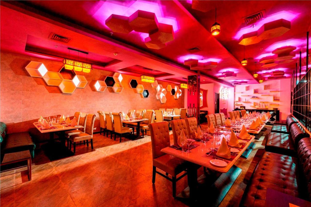 Ramada Neemrana Hotel Bagian luar foto